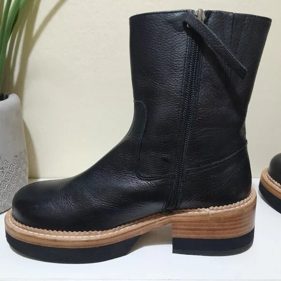 Paloma Barceló Black Leather Platform Ankle Boots - Picture 10 of 10